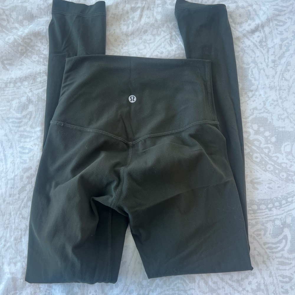 Lululemon - 25’ aligns